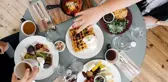 En iyi omlet tarifleri! Patatesli omlet tarifi, mantarlı, peynirli, kaşarlı omlet tarifi! Omlet nasıl yapılır? Omlet kaç kalori?