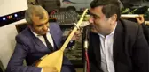 Kaymakam engelliler için türkü söyledi