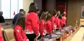 Spor bakan kasapoğlu, judo ümit milli takımı'nı kabul etti - 1