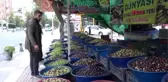 Şanlıurfa günde 8 ton şanlıurfa zeytini satılıyor