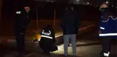 Vagonların üstünden atlayarak evine gitmek isteyen genç, yüksek gerilim hattına kapılarak öldü