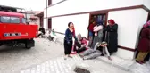 Konya'da 2 katlı kerpiç bina çöktü! 2'si çocuk, 3 kişi hayatını kaybetti