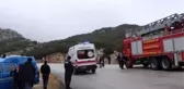 Isparta'da otomobil ile kamyonetin çarpışması sonucu baba ve oğlu öldü
