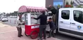 Tezgahı çalınan engelli simitçiye, yardım eli