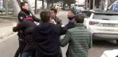 Otobüste uyuyan kadına taciz iddiası: Linç girişimi kamerada
