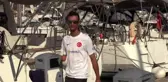 Tek koluyla şampiyonluklara yelken açıyor