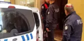 Kendisine küfür ettiğini iddia ettiği kişiyi sokak ortasında tüfekle öldürdü