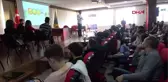 Yabancı öğrenciler, mültecilere yönelik ayrımcılığı sahneye taşıdı