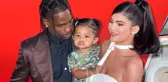 Kylie Jenner ve Travis Scott hala bir aile gibi!