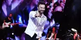 Megastar Tarkan, Liya'nın oyuncaklarını ihtiyaç sahibi çocuklara göndermek için depo kiraladı