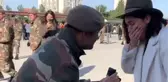 Oyuncu Gözde Çığacı'ya asker sevgilisinden uygun adımda evlilik teklifi