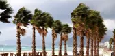 Antalya'da sağanak yağış ve fırtına