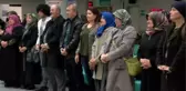 Hastalar sıra beklerken fizyoterapist eşliğinde spor yapıyor