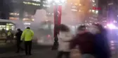Ankara kızılay meydanı'nda otobüs yangını