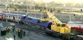 Raydan çıkan boş tren hatta yerleştirildi (6)