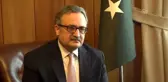 'Pakistan to raise Kashmir issue at every world forum in 2020' (2)