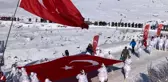 Sarıkamış şehitleri on binlerce kişinin katıldığı yürüyüşle anıldı