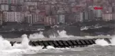 Zonguldak'ta yağmur ve rüzgar etkili oldu