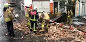Beyoğlu'nda tadilat halindeki bir bina çöktü