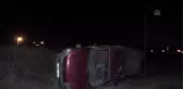 Otomobil devrildi: 5 yaralı