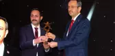 AYGAD'dan muhteşem gece! Birbirinden önemli isimlere ödülleri takdim edildi
