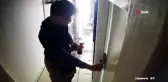 Deprem anında çay servisine devam etti