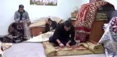 Antika halıları ilmek ilmek yeniden dokuyor
