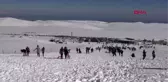 Şanlıurfa karacadağ'da, davullu zurnalı kayak