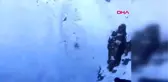 Mehmetçik ile köy sakinleri için karlı dağları aştılar