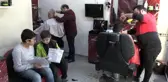 Başarı belgesi getiren öğrencilere ücretsiz saç kesimi