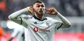 Burak Yılmaz duyurdu: Beşiktaş'tan depremzedelere 300 bin lira destek