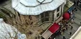 Duman altında kalan tarihi Nuruosmaniye Cami duvarındaki is havadan görüntülendi