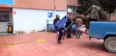 Keban'da deprem nedeniyle yıkım kararı verilen 2 okul boşaltılıyor
