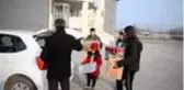 Çocukların aldığı ipler, annelerinin elinde köy çocuklarını ısıttı - IĞDIR