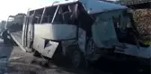 Kamyonla servis minibüsünün çarpışması sonucu 4 kişi öldü