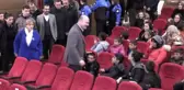 Bakan Soylu depremzede çocuklarla Rafadan Tayfa müzikal gösterisini izledi