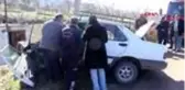 Manisa elektrik direğine çarpan otomobilde sürücü yaralandı