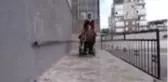 Ailesinin sırtında taşıdığı Zeynep öğretmen öğrencilerine güç veriyor (2)