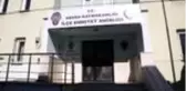 Yaşlı adamın dolandırılmasını önleyen polislere başarı belgesi