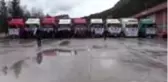 İdlib'e 9 tır gıda ve insani yardım malzemesi gönderildi