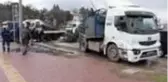 Tırın dorsesinden düşen demirler trafiği aksattı