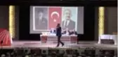 CHP'li Özel, partisinin Manisa İl Kongresi'nde konuştu