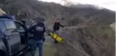 Otomobil devrildi: 1'i ağır 3 yaralı (2)