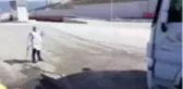 Ağrı sınır kapısında araçlar dezenfekte ediliyor