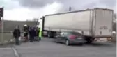 Tırla otomobil çarpıştı: 4 yaralı