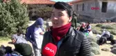 İzmir karayoluyla avrupa'ya gidemeyen göçmenler sahile yöneldi
