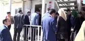 Semiha Yıldırım, depremzede aileleri ziyaret etti