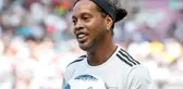 Ronaldinho, sahte pasaport iddiası nedeniyle gözaltına alındı