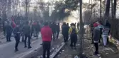 Yunanistan, sığınmacılara gaz bombası ve tazyikli suyla müdahale etti