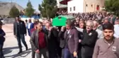 Bakan Soylu, husumetli aileleri barıştırmak isterken hayatını kaybeden Ferit Özdemir'in cenazesine...